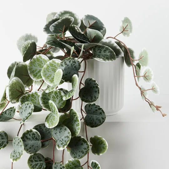 String of Hearts - Green/White