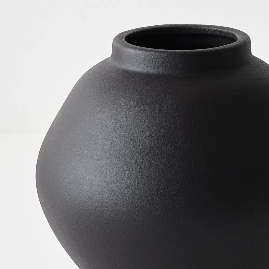 Lerato Pot Black
